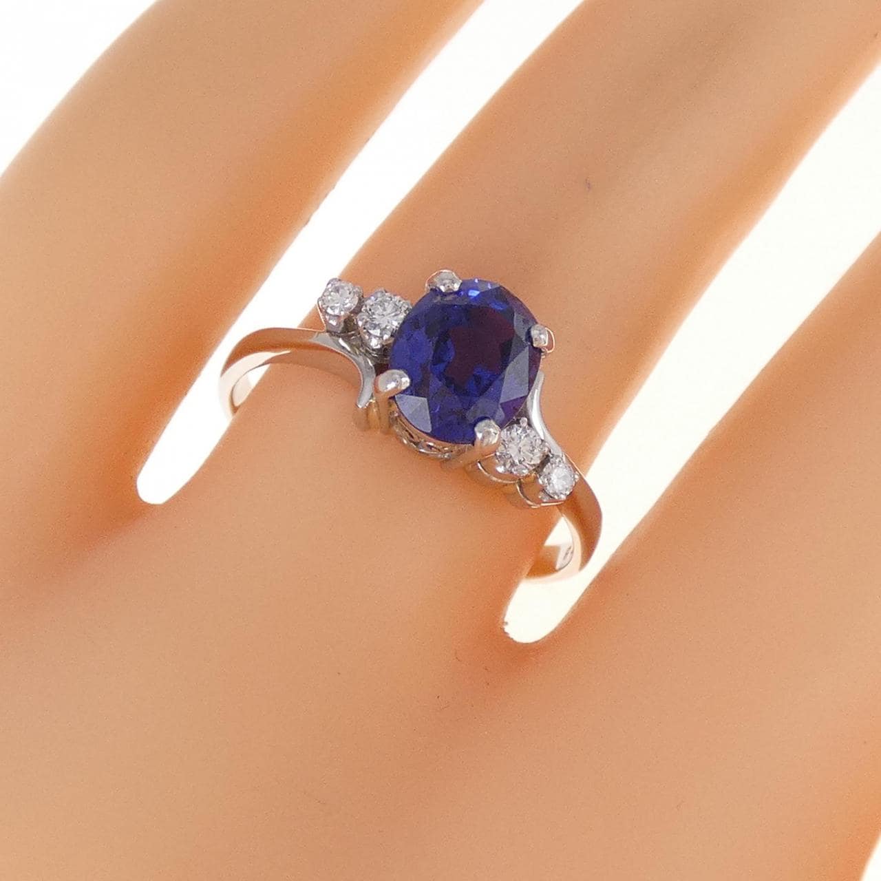 PT サファイヤ リング 1.78CT