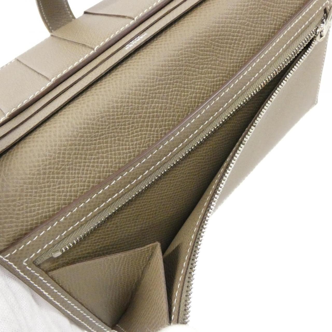 エルメス ベアン スフレ 039785CK 財布