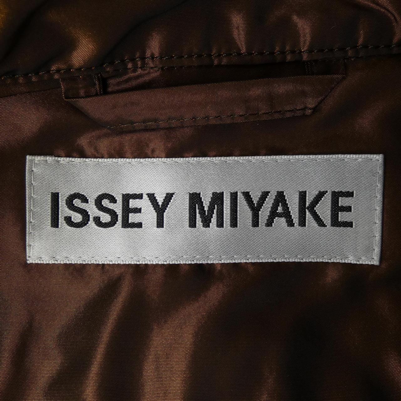 イッセイミヤケ ISSEY MIYAKE IM33FA510 コート