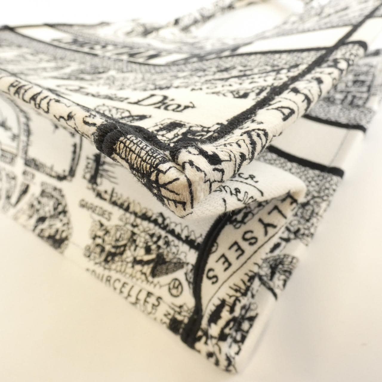 クリスチャンディオール PLAN DE PARIS ディオール ブック トート ミディアム M1296ZOMP バッグ