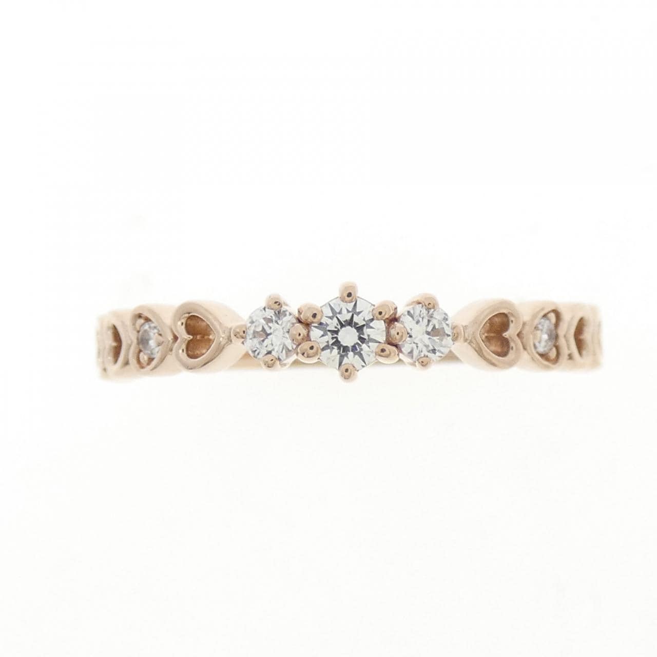 4゜C heart Diamond ring