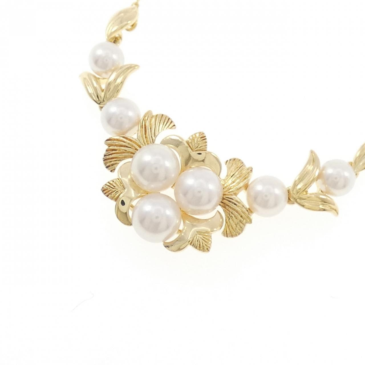 MIKIMOTO Akoya pearl necklace