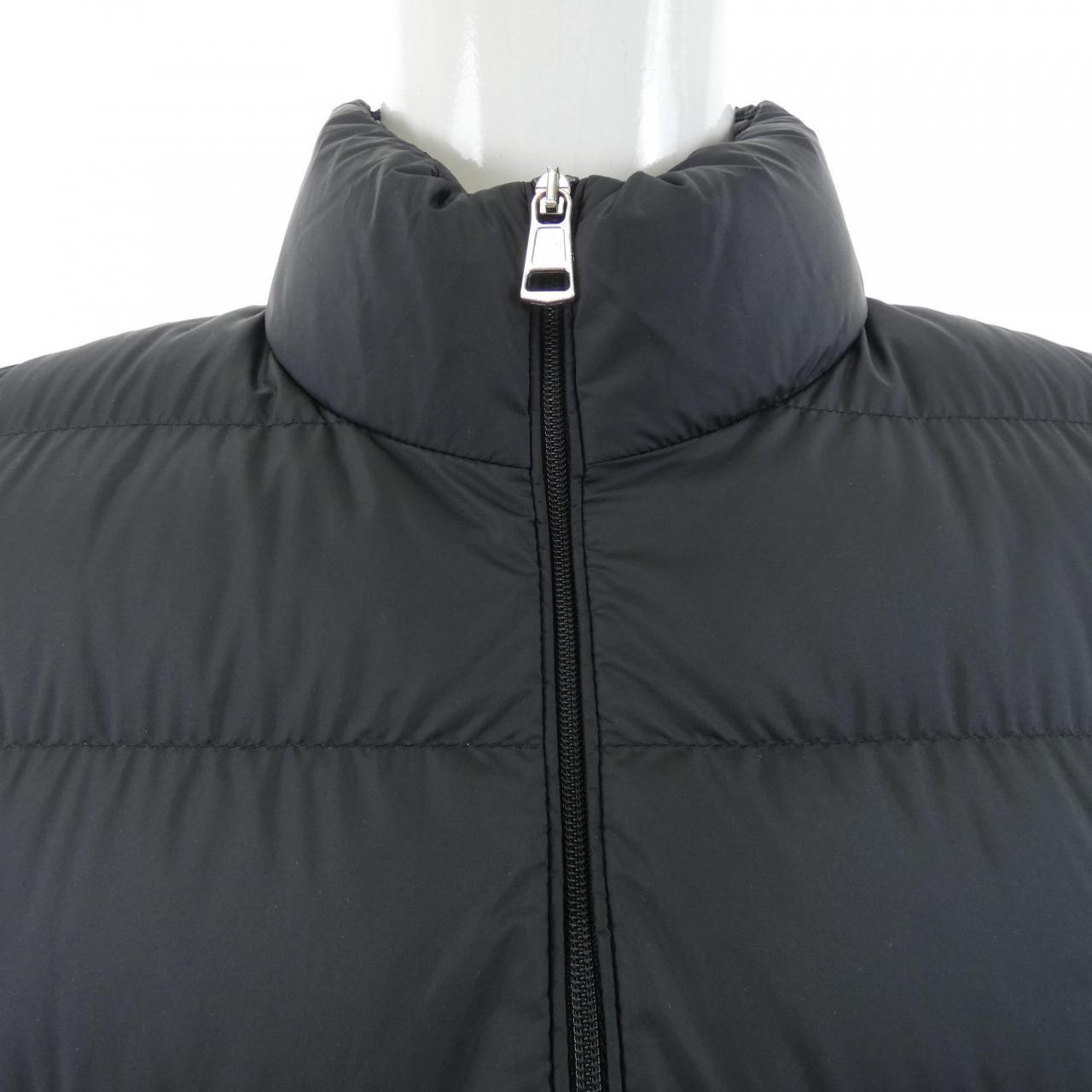 モンクレール MONCLER TREOMPAN ダウンベスト
