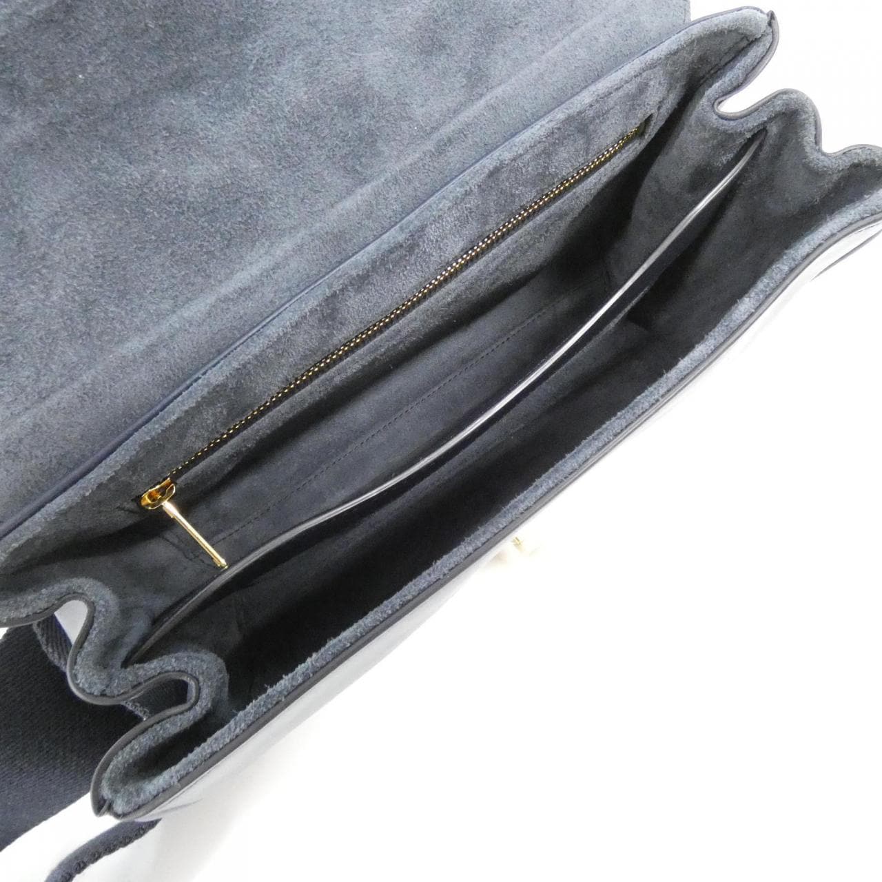 セリーヌ ティーン ソフト16 196853CR4 ショルダーバッグ