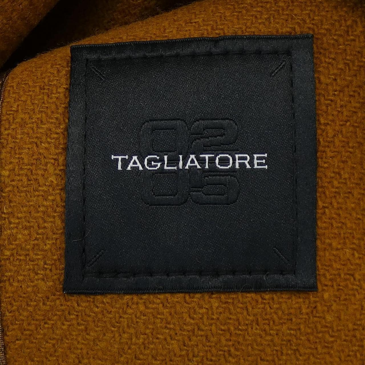 タリアトーレ TAGLIATORE コート