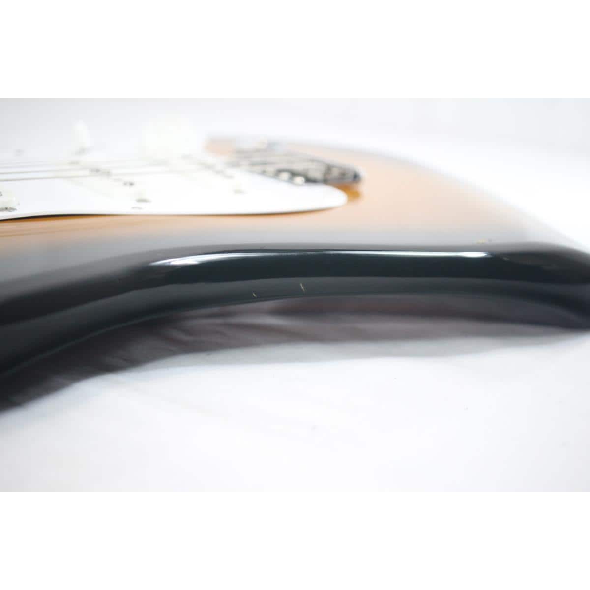 FENDER JAPAN ST57-53
