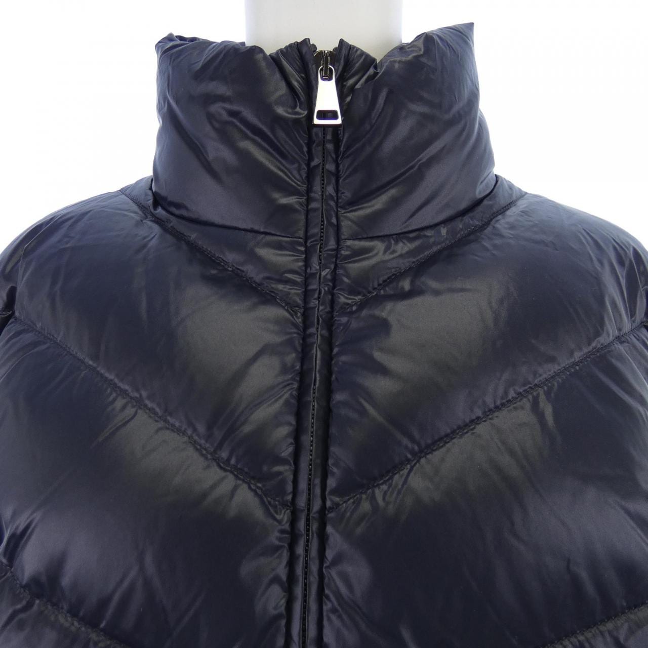 モンクレール MONCLER 20939B00024 ダウンジャケット