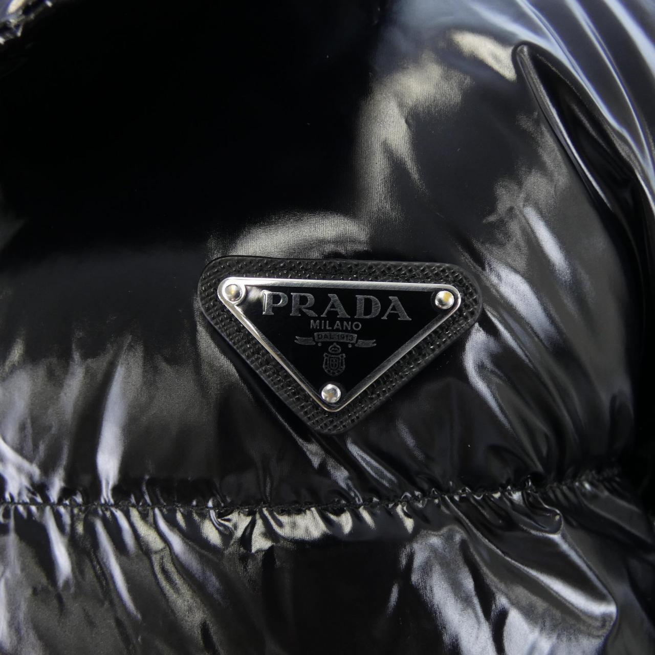 プラダ PRADA ダウンジャケット