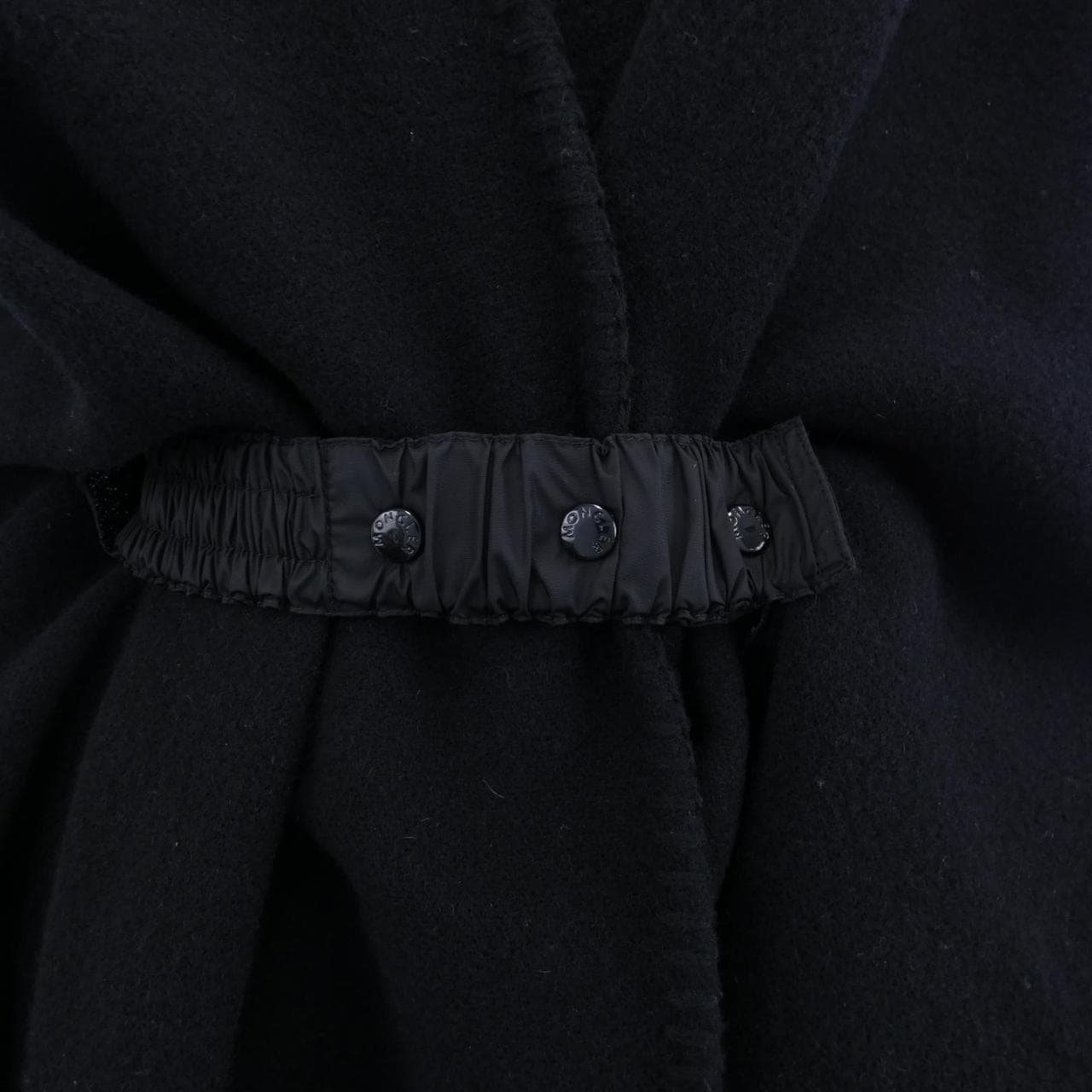 モンクレール MONCLER ケープ
