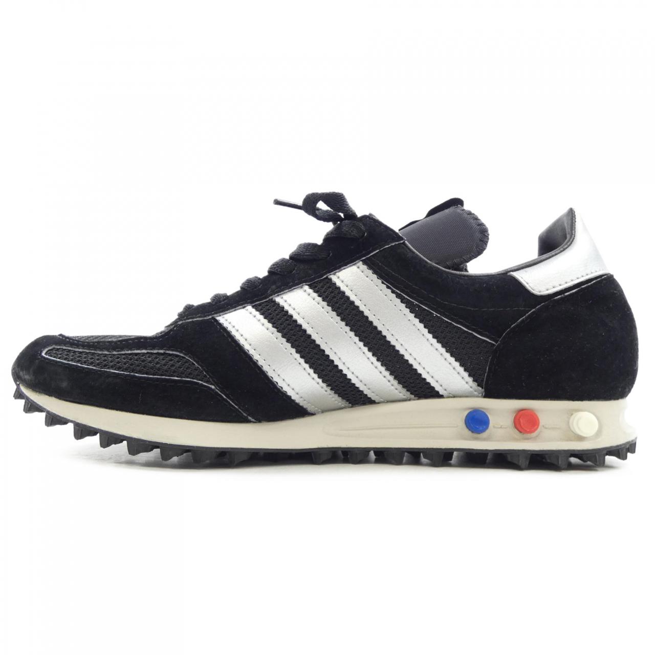 アディダス ADIDAS スニーカー