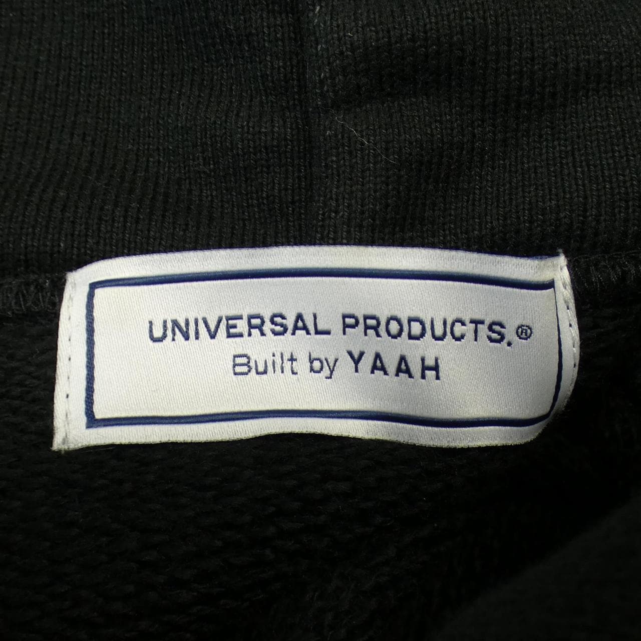 UNIVERSAL PRODUCTS パーカー