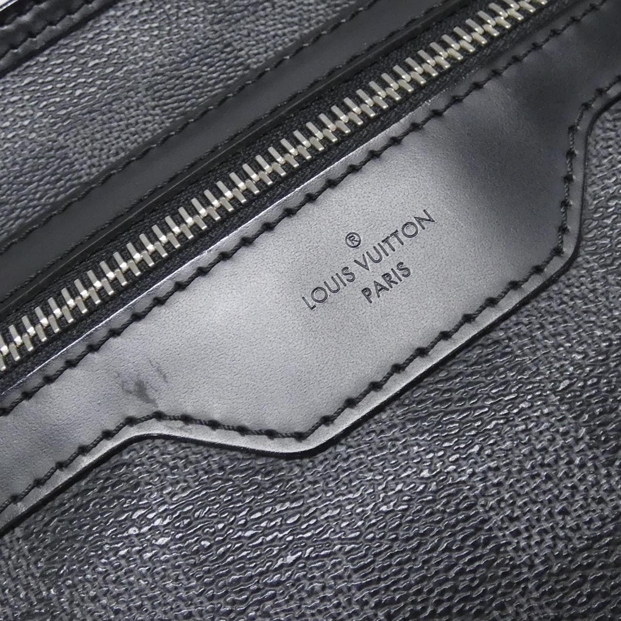 ルイヴィトン ダミエ グラフィット トマス N58028 ショルダーバッグ