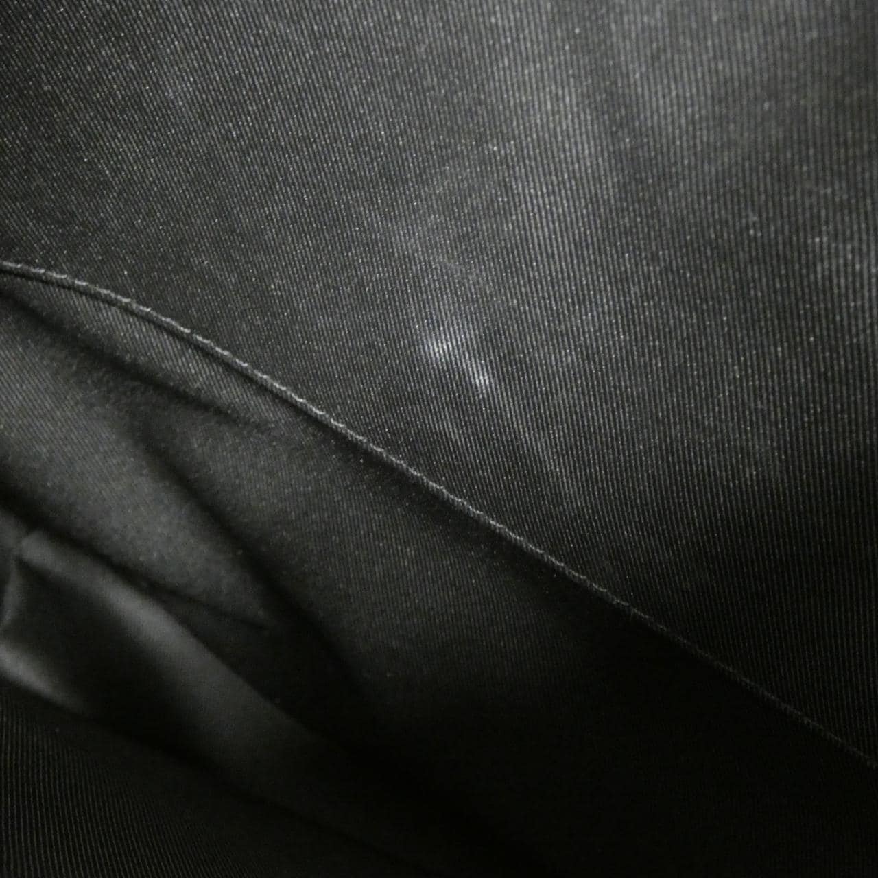 ルイヴィトン トリヨン クリストファー スリム バックパック M58644 リュックサック