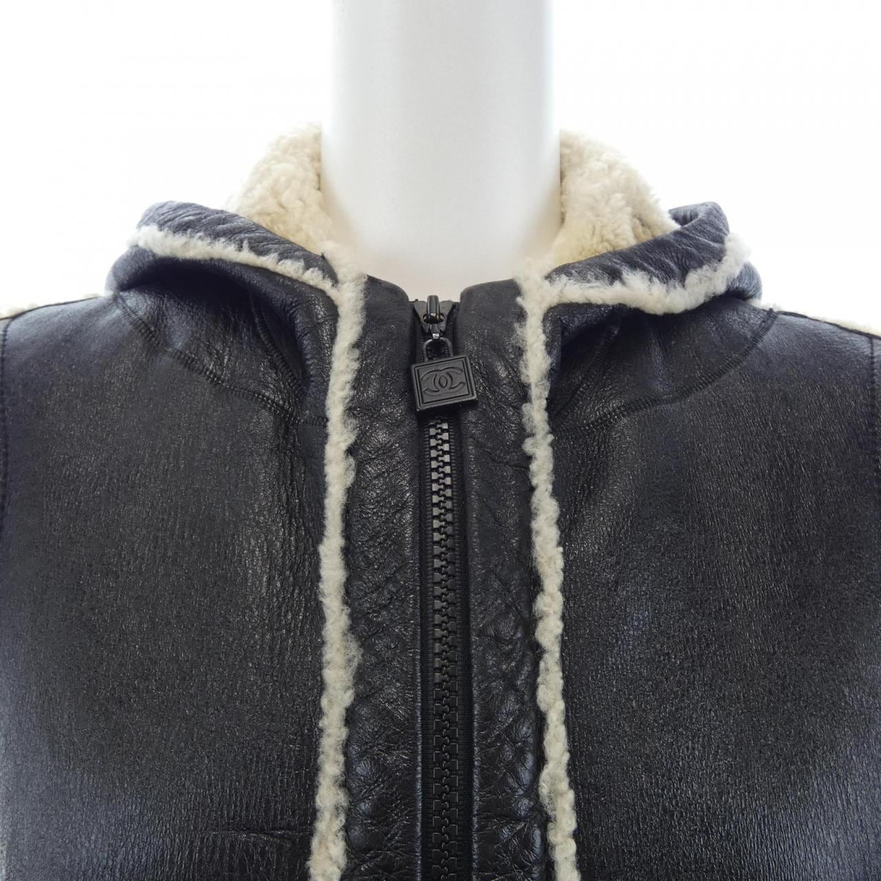 シャネル CHANEL P33735W04172 08A ムートンベスト