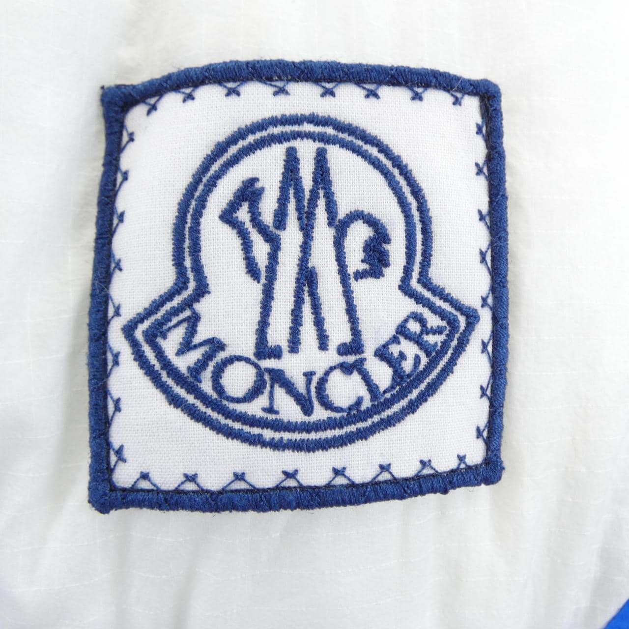 モンクレールガムブルー MONCLER GAMMEBLEU 13914036280 ダウンジャケット