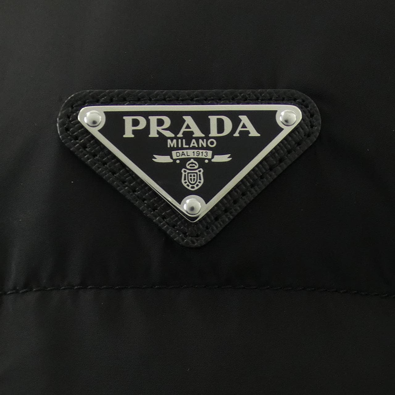 プラダ PRADA トライアングルロゴ 292132 S232 1WQ9 ダウンコート