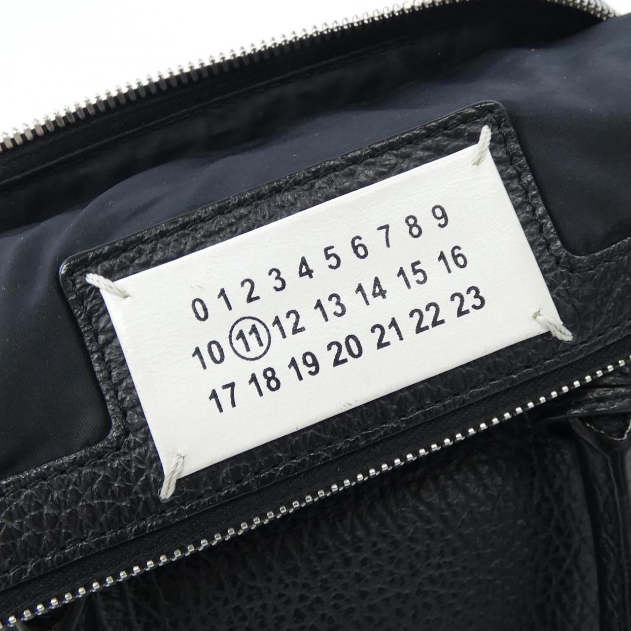 メゾンマルジェラ Maison Margiela 5AC S56WG0082 BAG