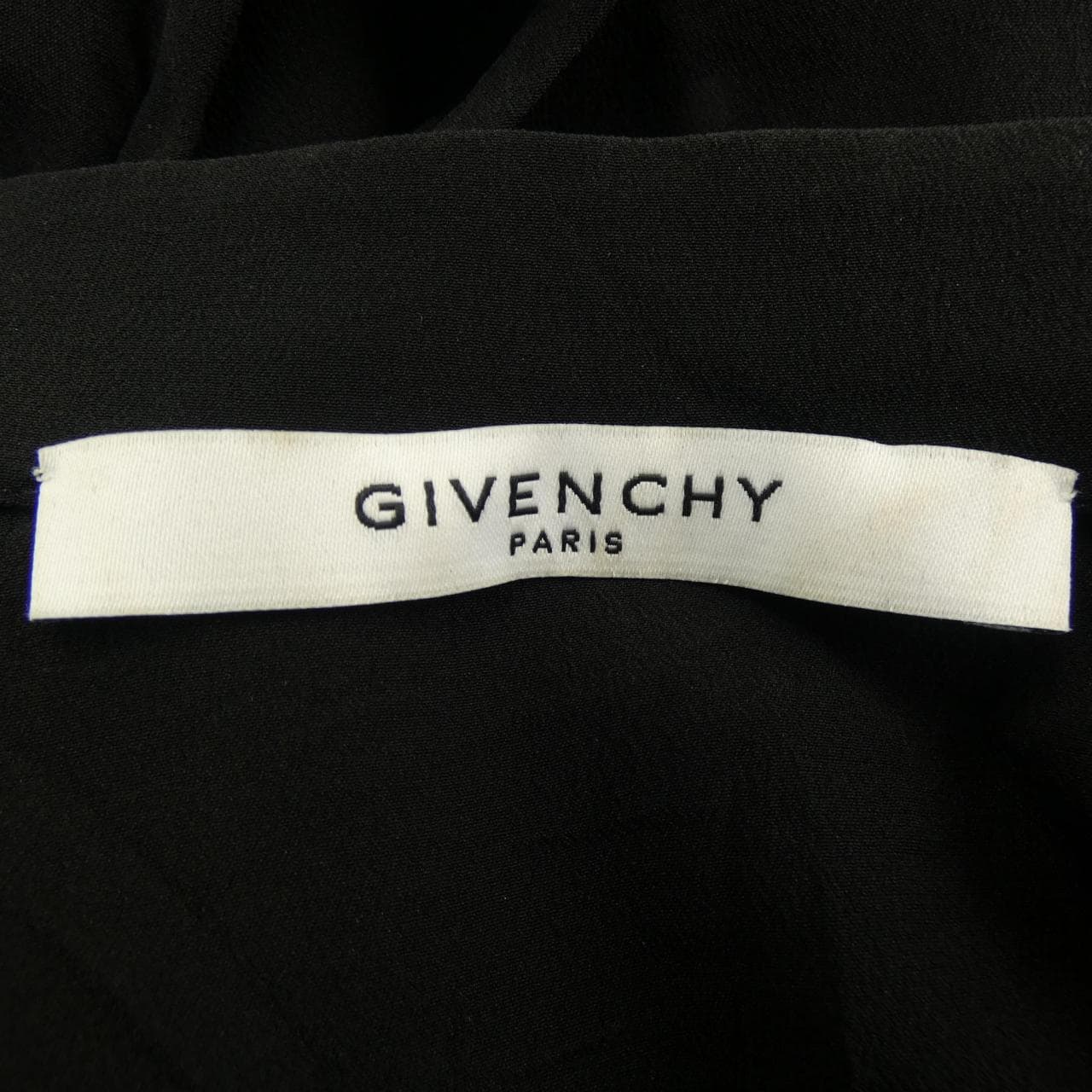 ジバンシー GIVENCHY BW60GA10JX トップス