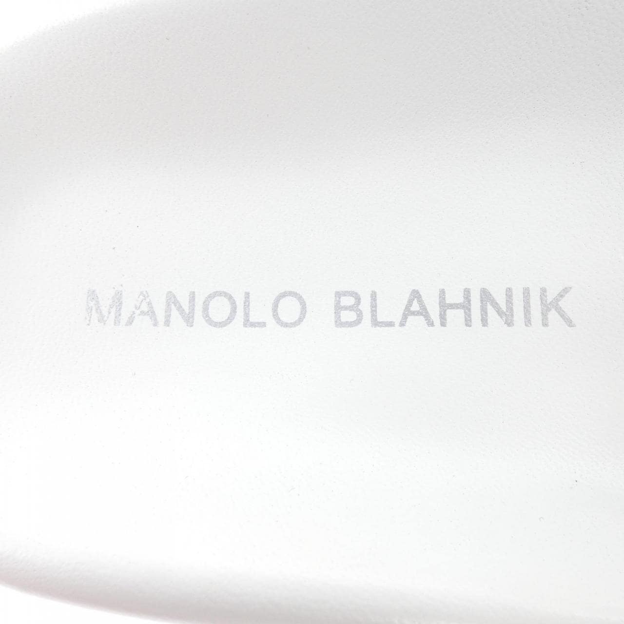 マノロブラニク MANOLO BLAHNIK CHILANGI チランギ ジュエルバックル サンダル