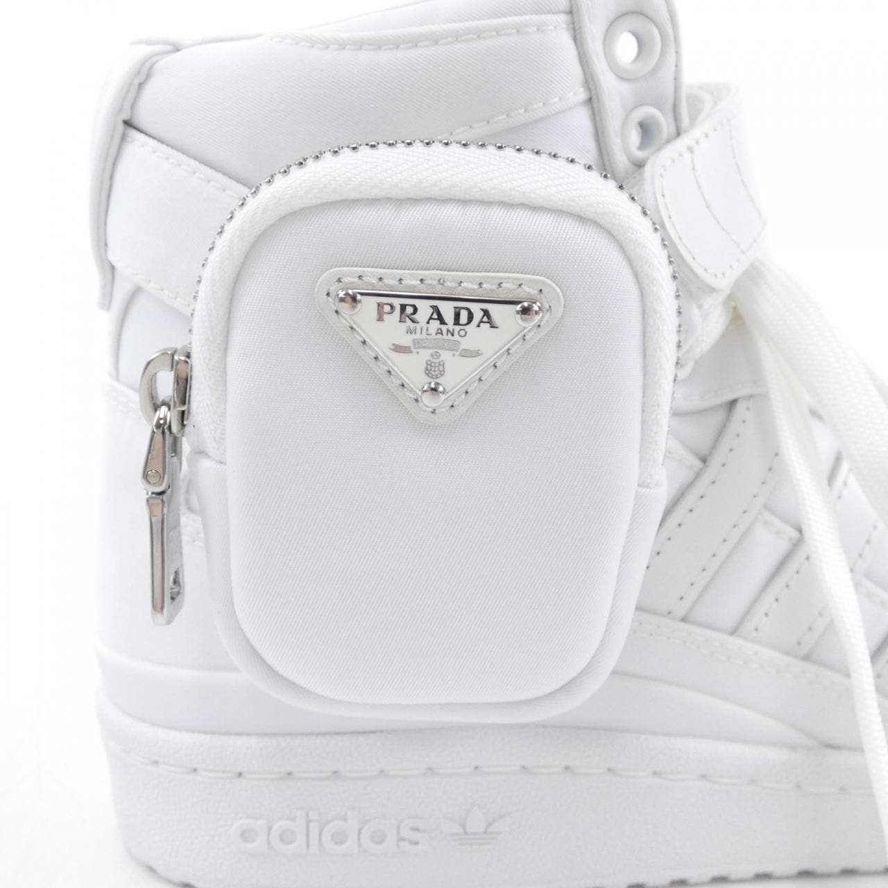 プラダ PRADA スニーカー