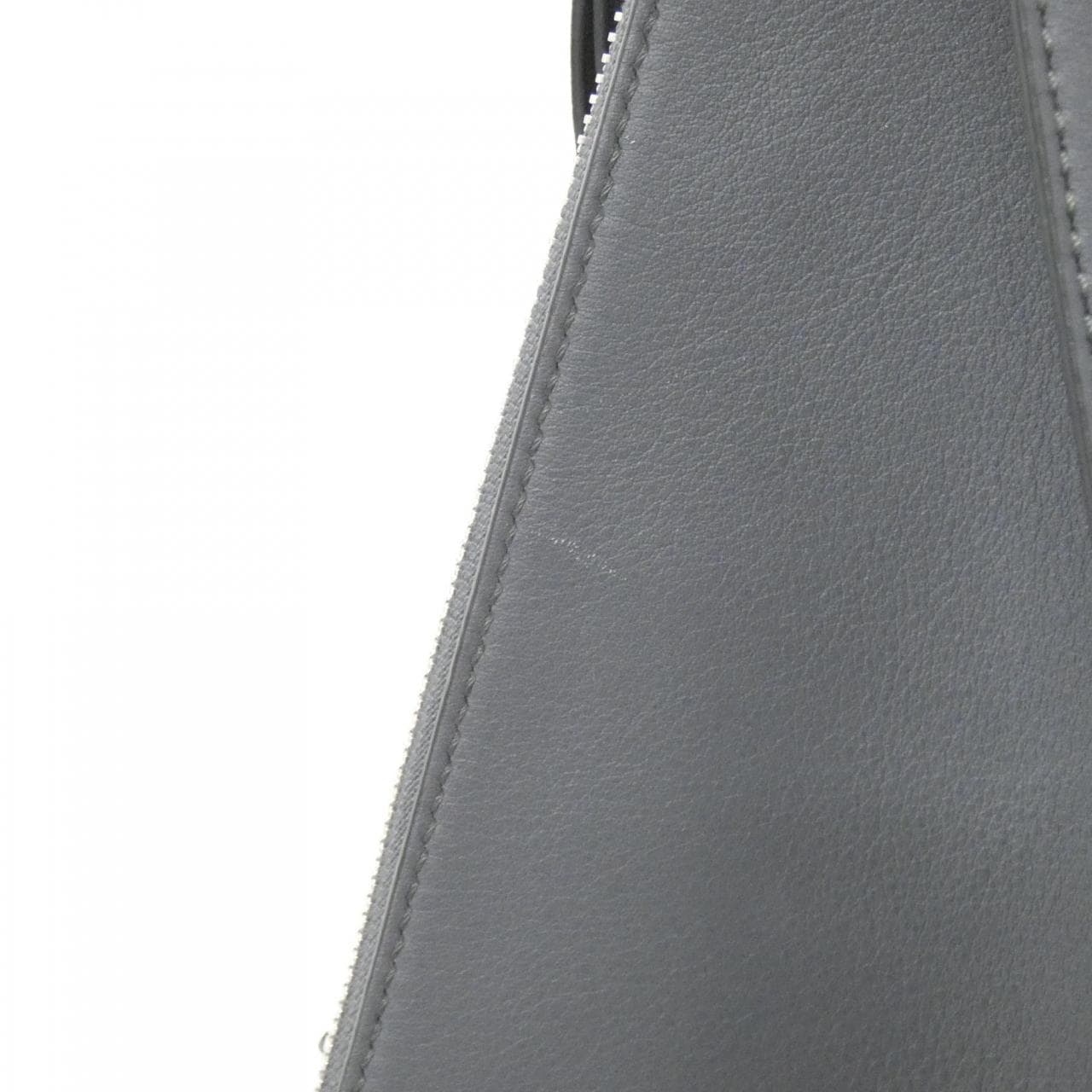 ロエベ アントン スリング B511A09X06 ショルダーバッグ