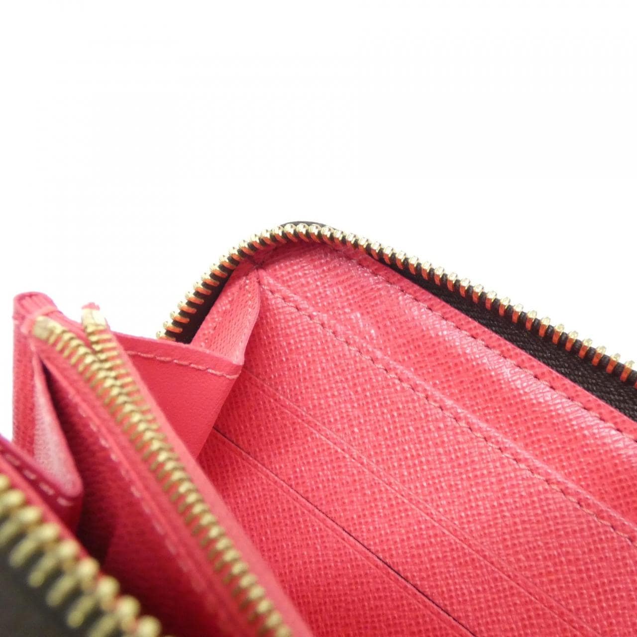 ルイヴィトン モノグラム ラマージュ ジッピー ウォレット M60927 財布