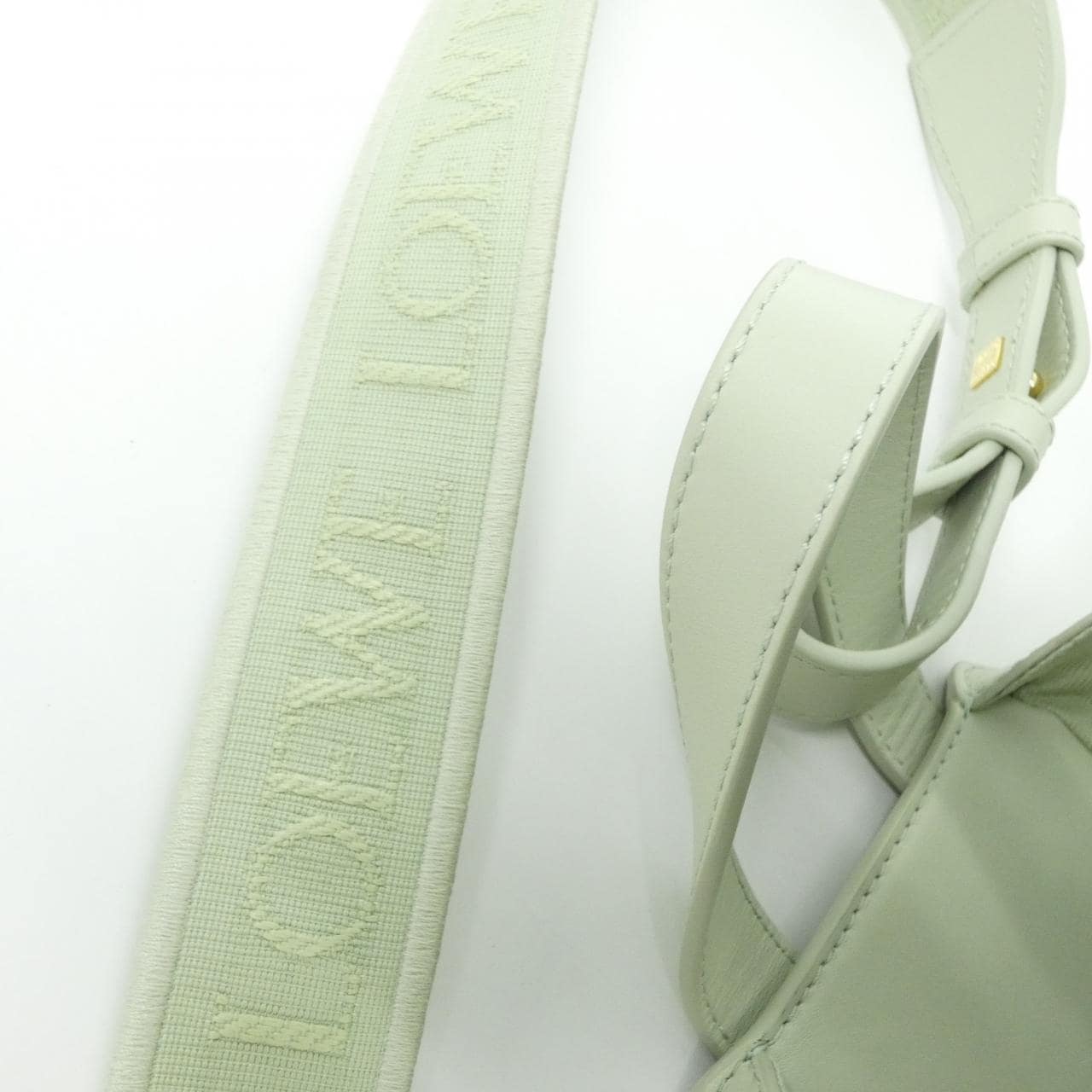 LOEWE Hammock短款A538H13X26 单肩包