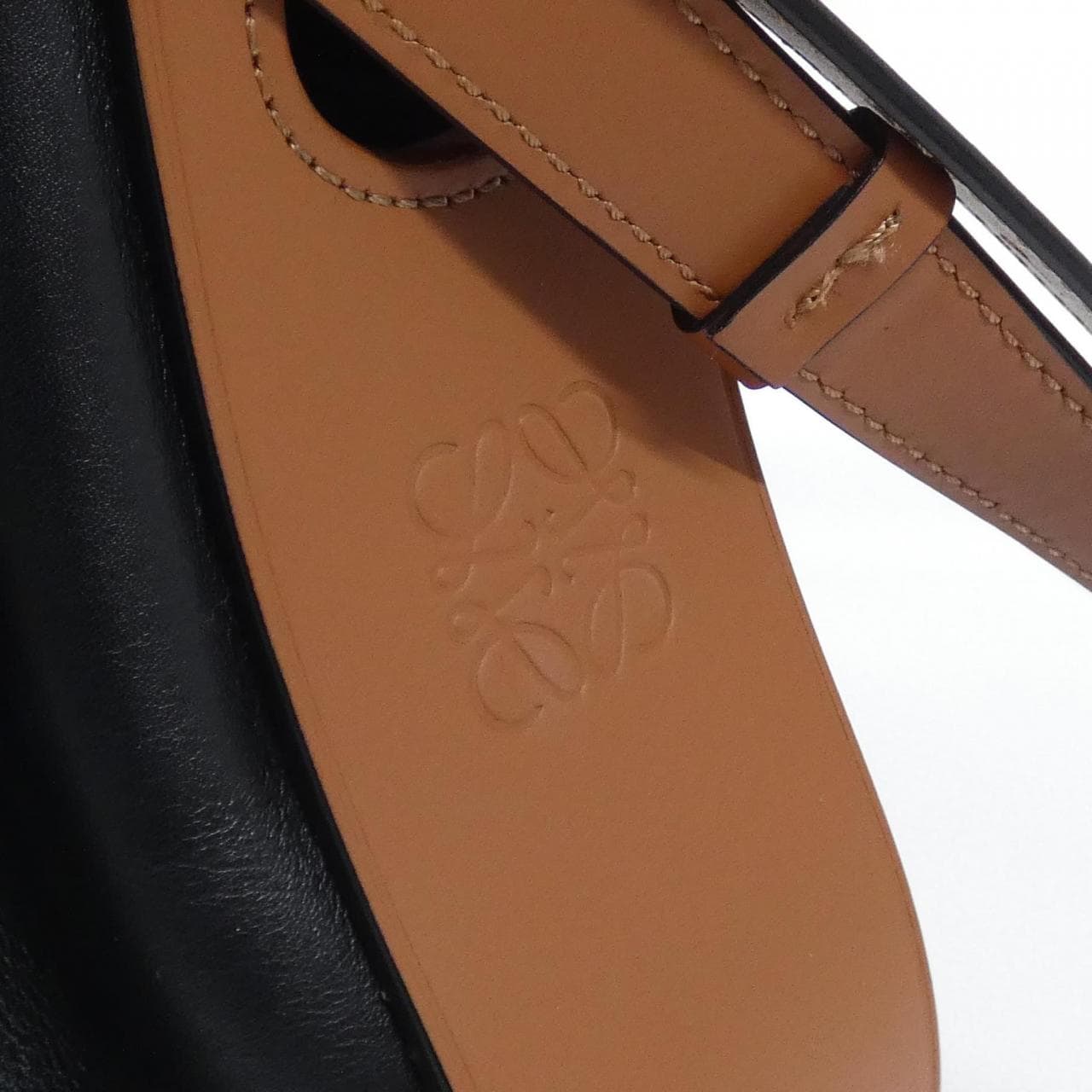 ロエベ バルーン 326 76AC30 ショルダーバッグ