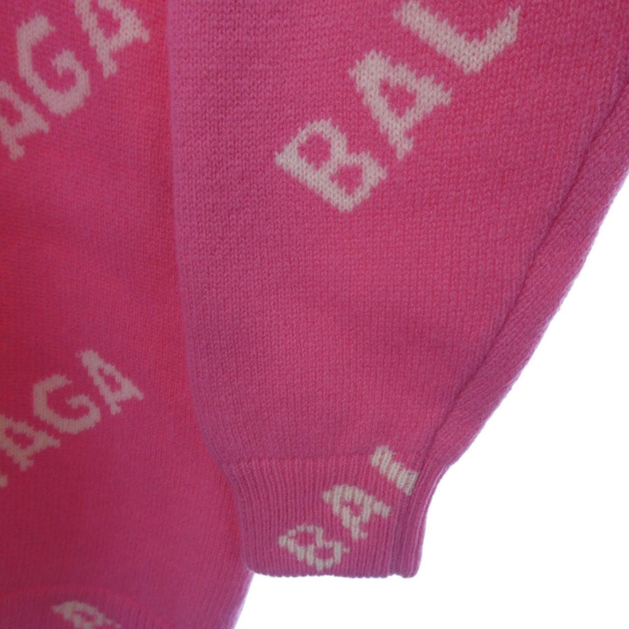 バレンシアガ BALENCIAGA 620983 T1567 ニット