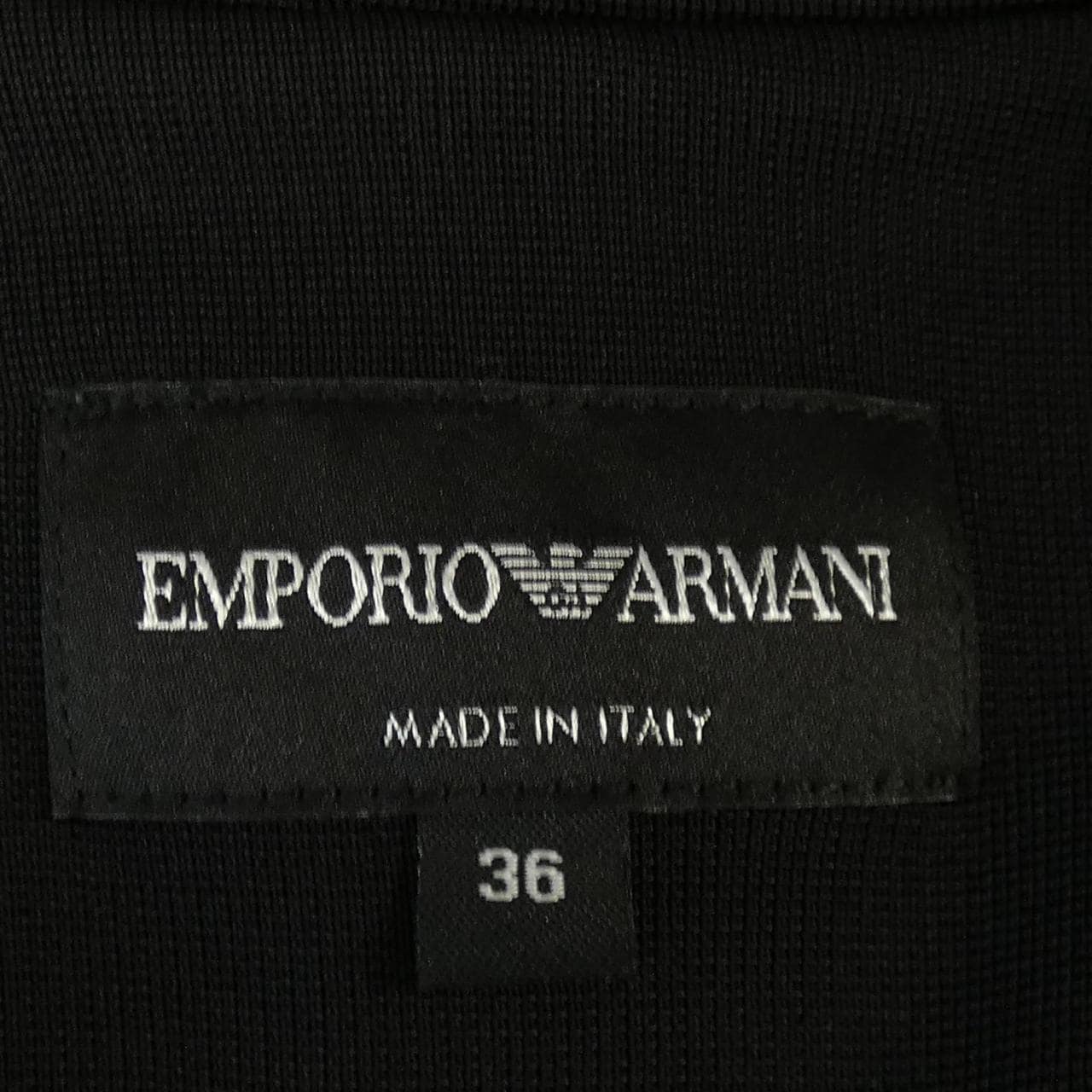 EMPORIO ARMANI安普里奧·阿瑪尼夾克