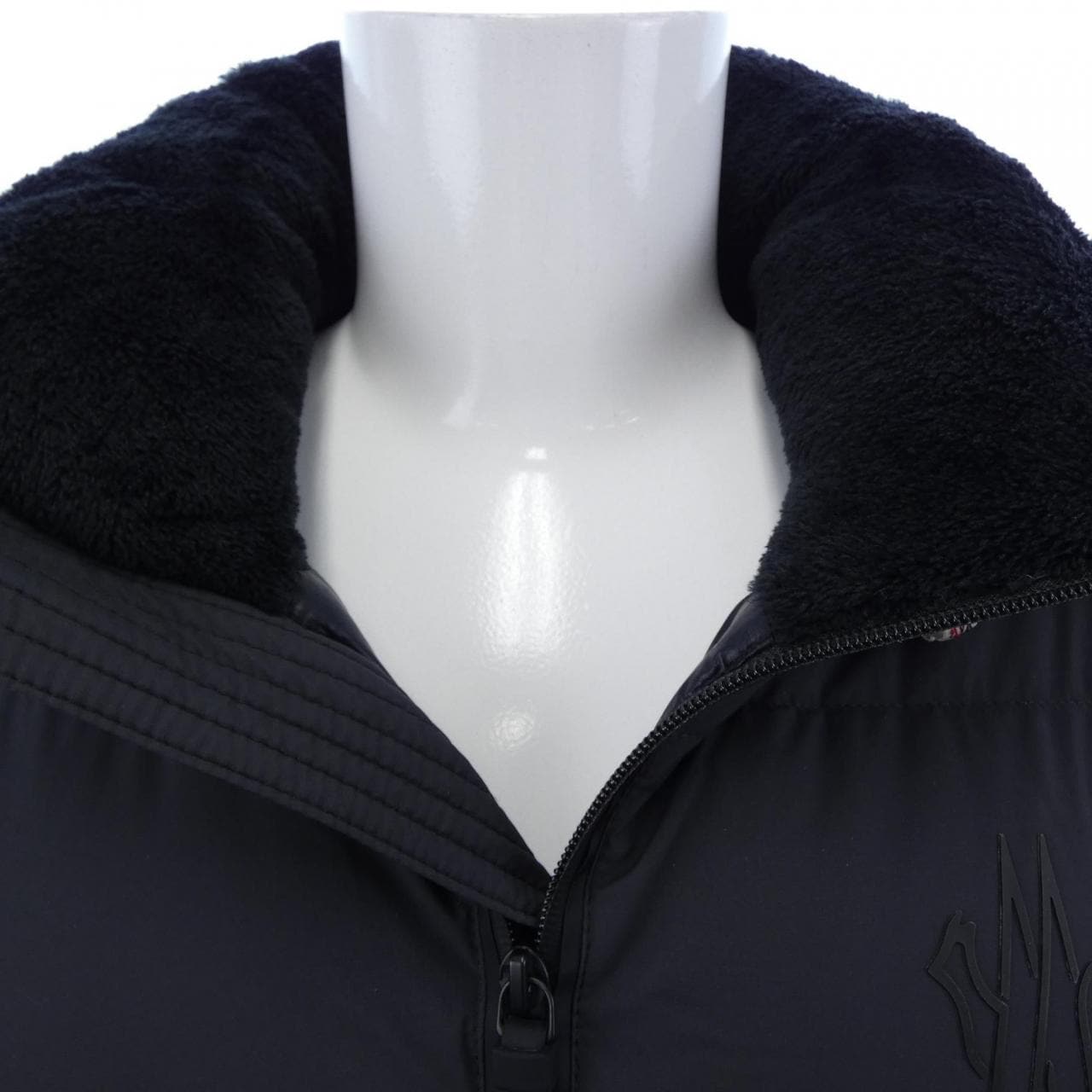 モンクレールグルノーブル MONCLER GRENOBLE MARCASSIN ダウンジャケット