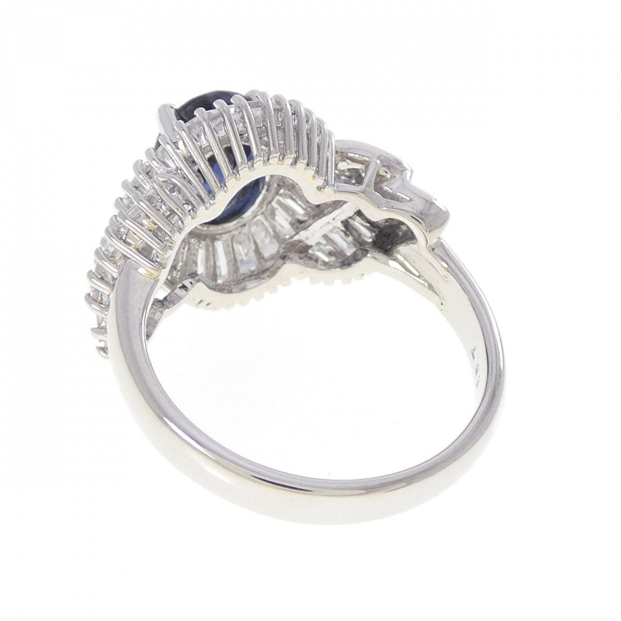 PT900 サファイヤ リング 2.22CT