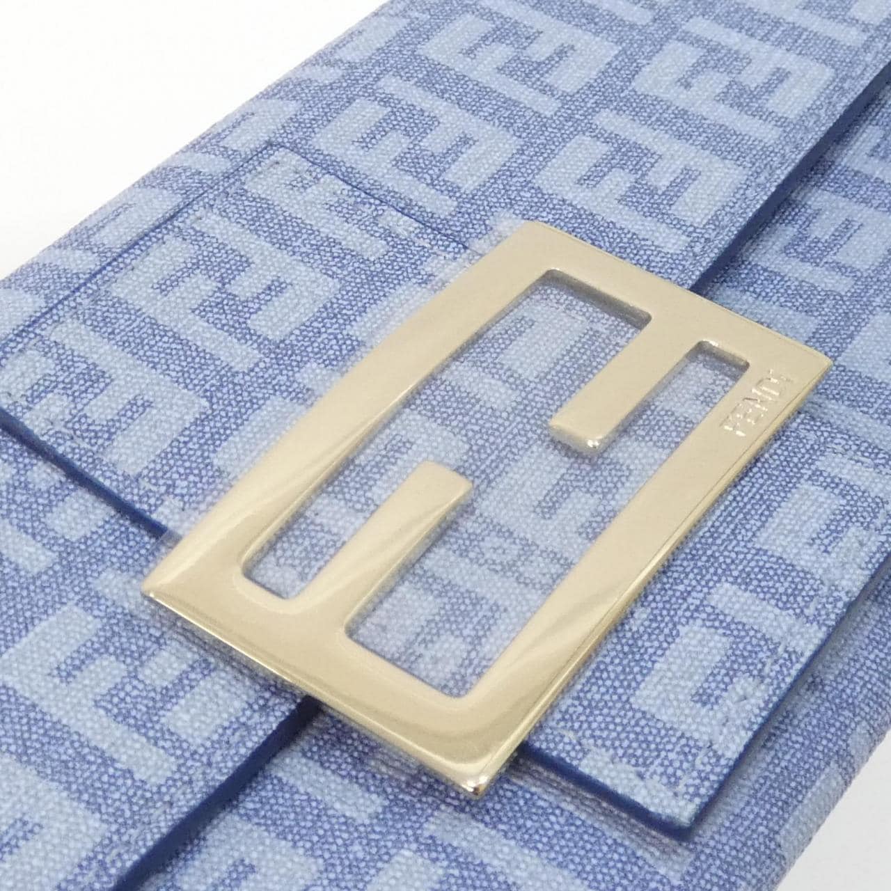 フェンディ 8M0021 YG1 財布