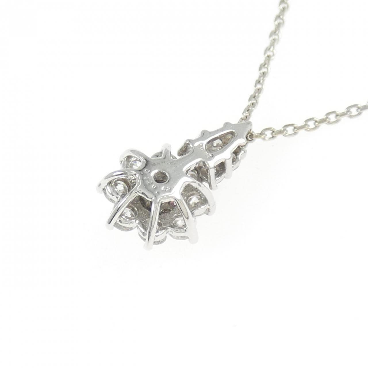 K18WG フラワー ピンクダイヤモンド ネックレス 0.12CT