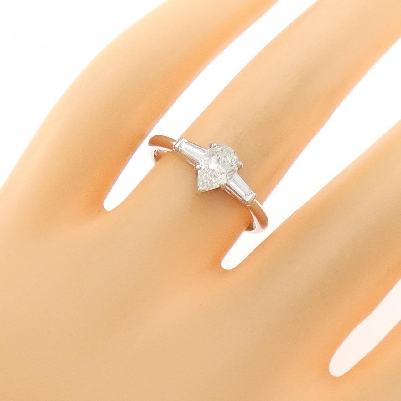 モニッケンダム ダイヤモンド リング 0.604CT