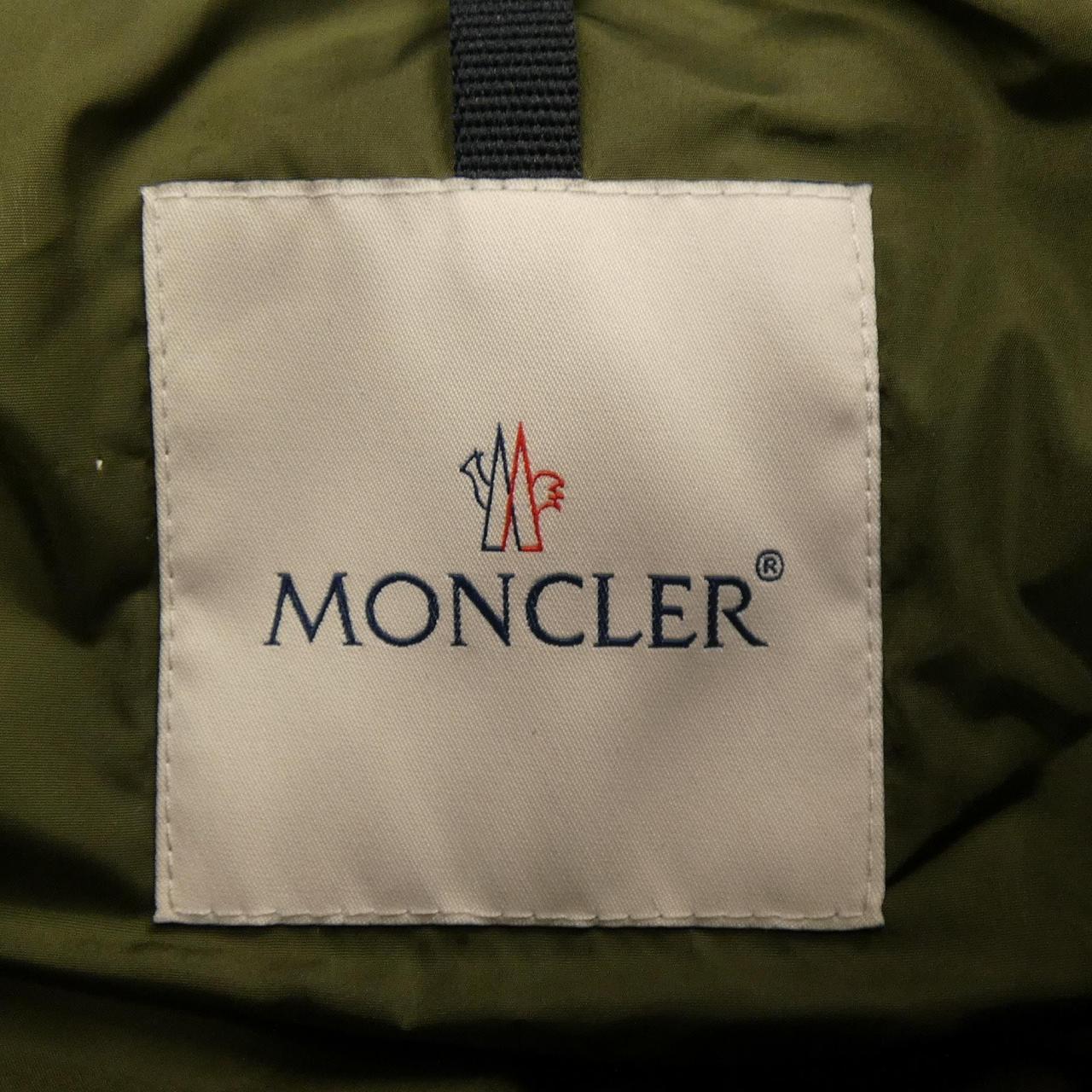 モンクレール MONCLER ダウンジャケット