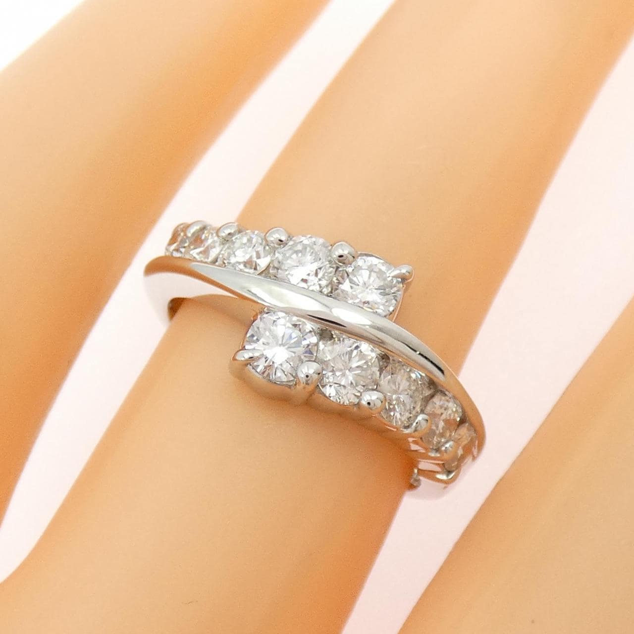 PT900 ダイヤモンド リング 1.00CT