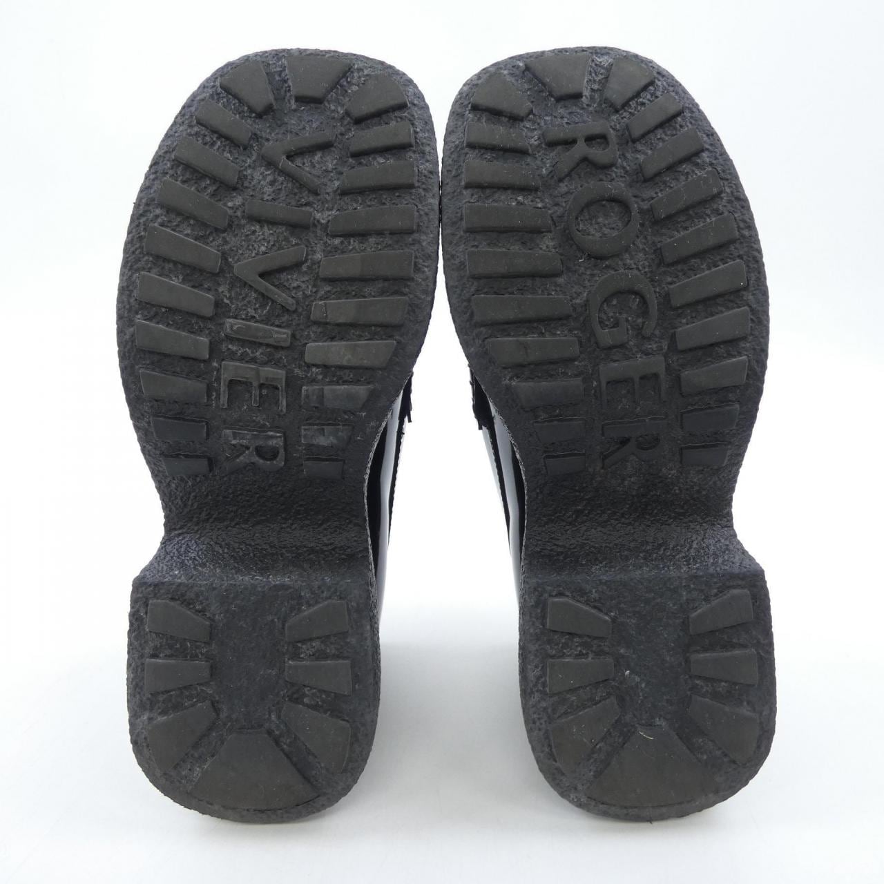 ロジェヴィヴィエ ROGER VIVIER ヴィヴ レンジャー メタルバックル シューズ