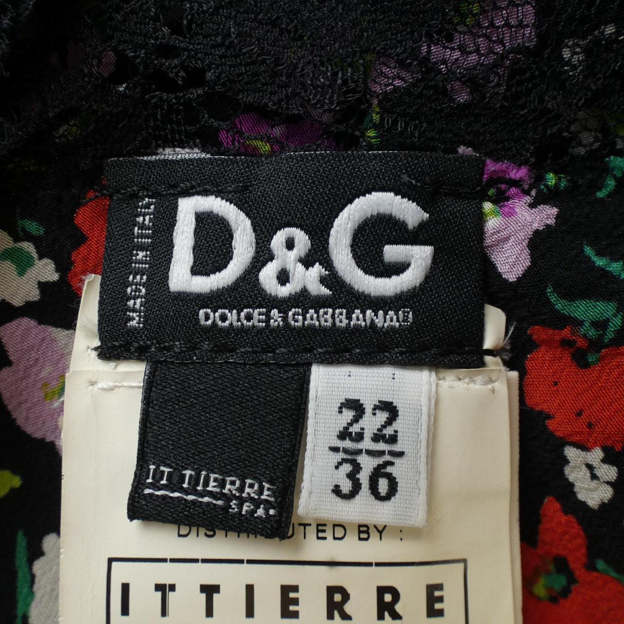 ディーアンドジー D&G トップス