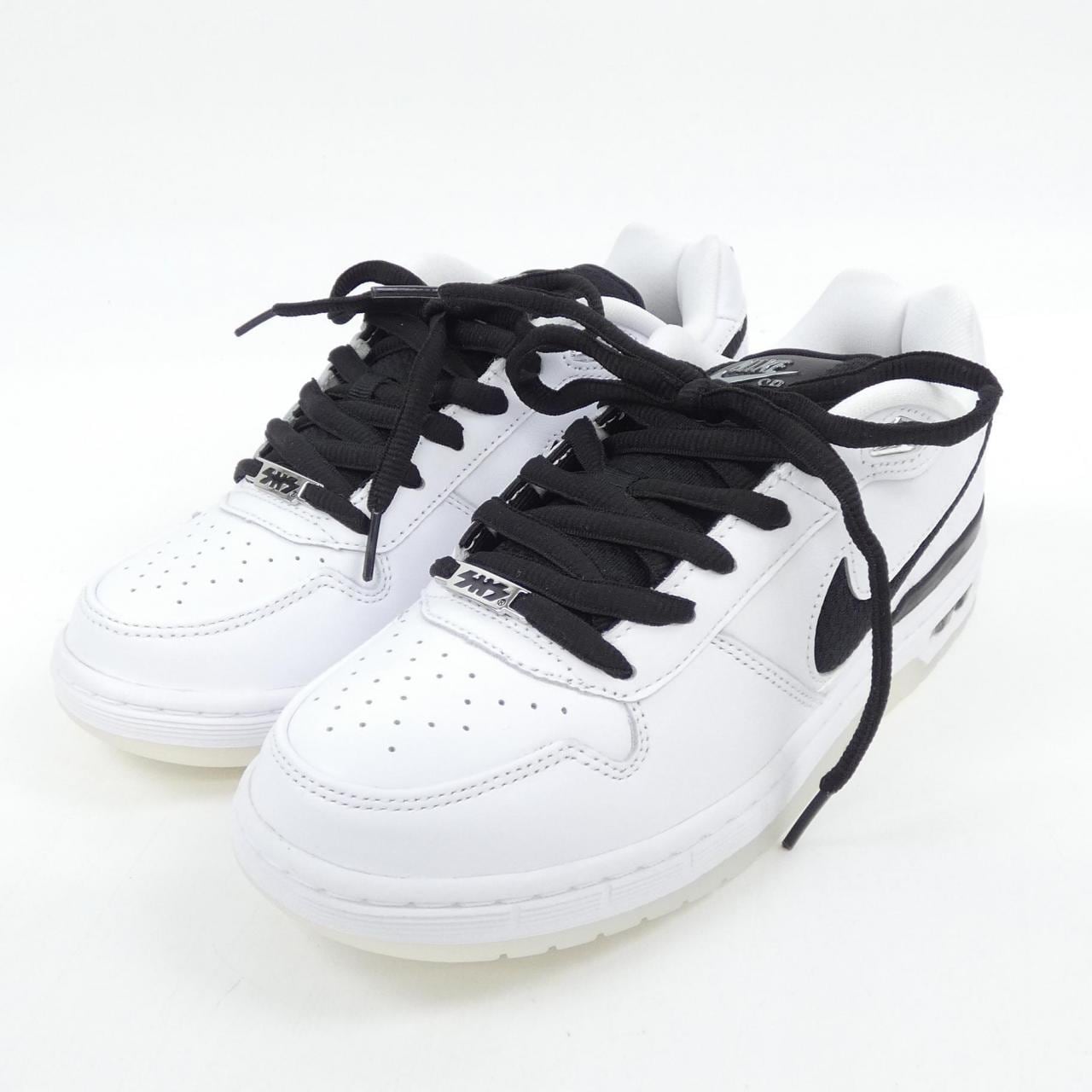 ナイキ NIKE HQ6828-100 スニーカー