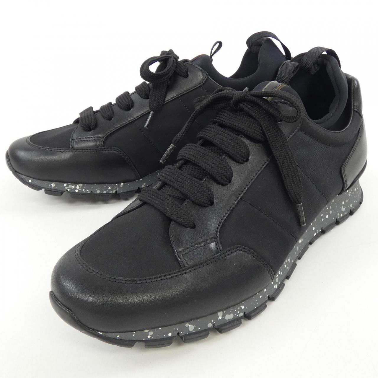 プラダ PRADA スニーカー