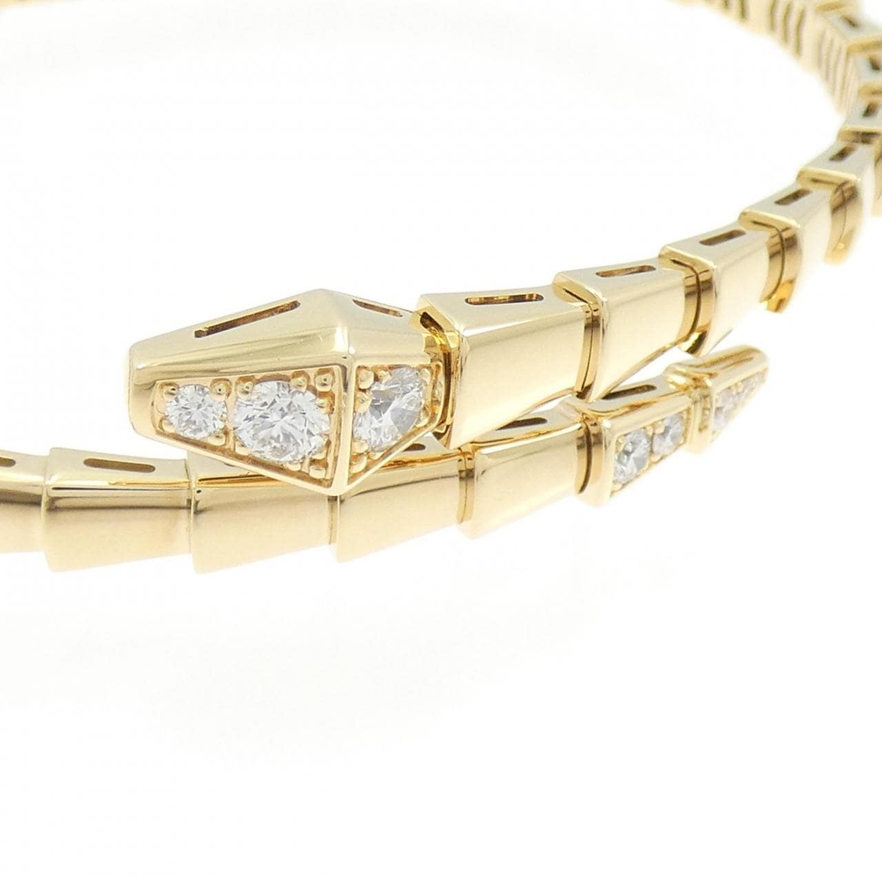 ブルガリ セルペンティ ヴァイパー バングル