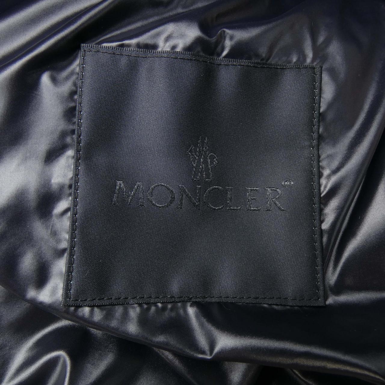 【新品】モンクレール MONCLER ダウンジャケット