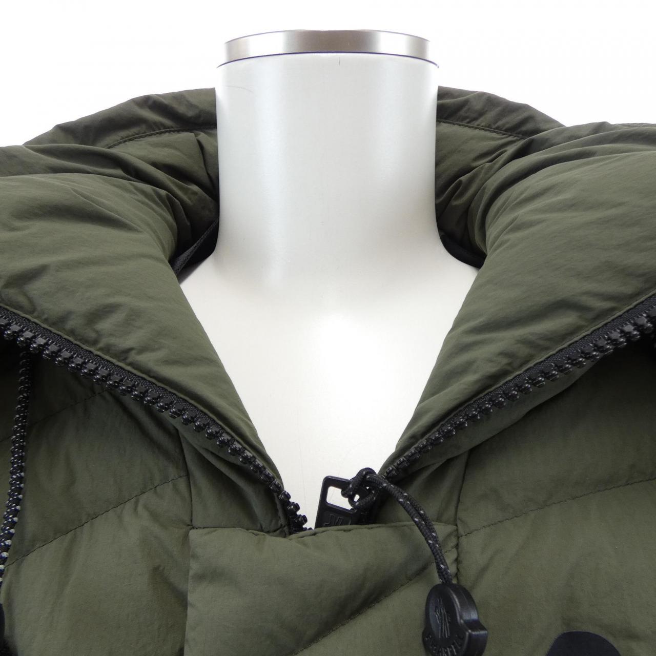モンクレール ジーニアス MONCLER GENIUS PHARRELL WILLIAMS CHESTNUT ダウンジャケット