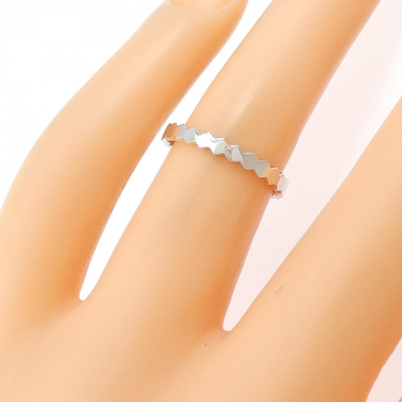 ショーメ ビーマイラブ リング