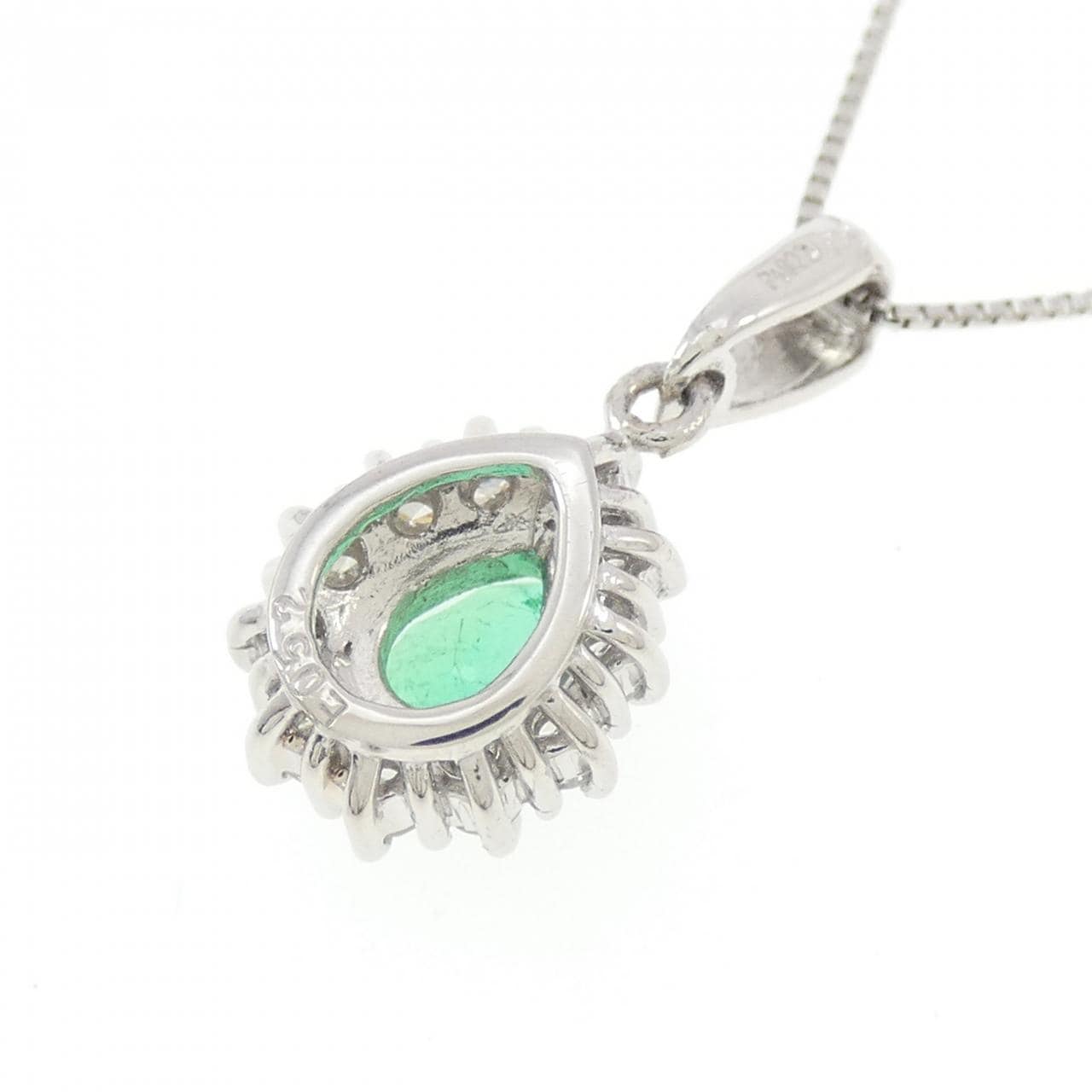 PT900/PT850 エメラルド ネックレス 0.52CT