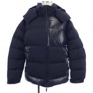 モンクレール MONCLER ダウンジャケット