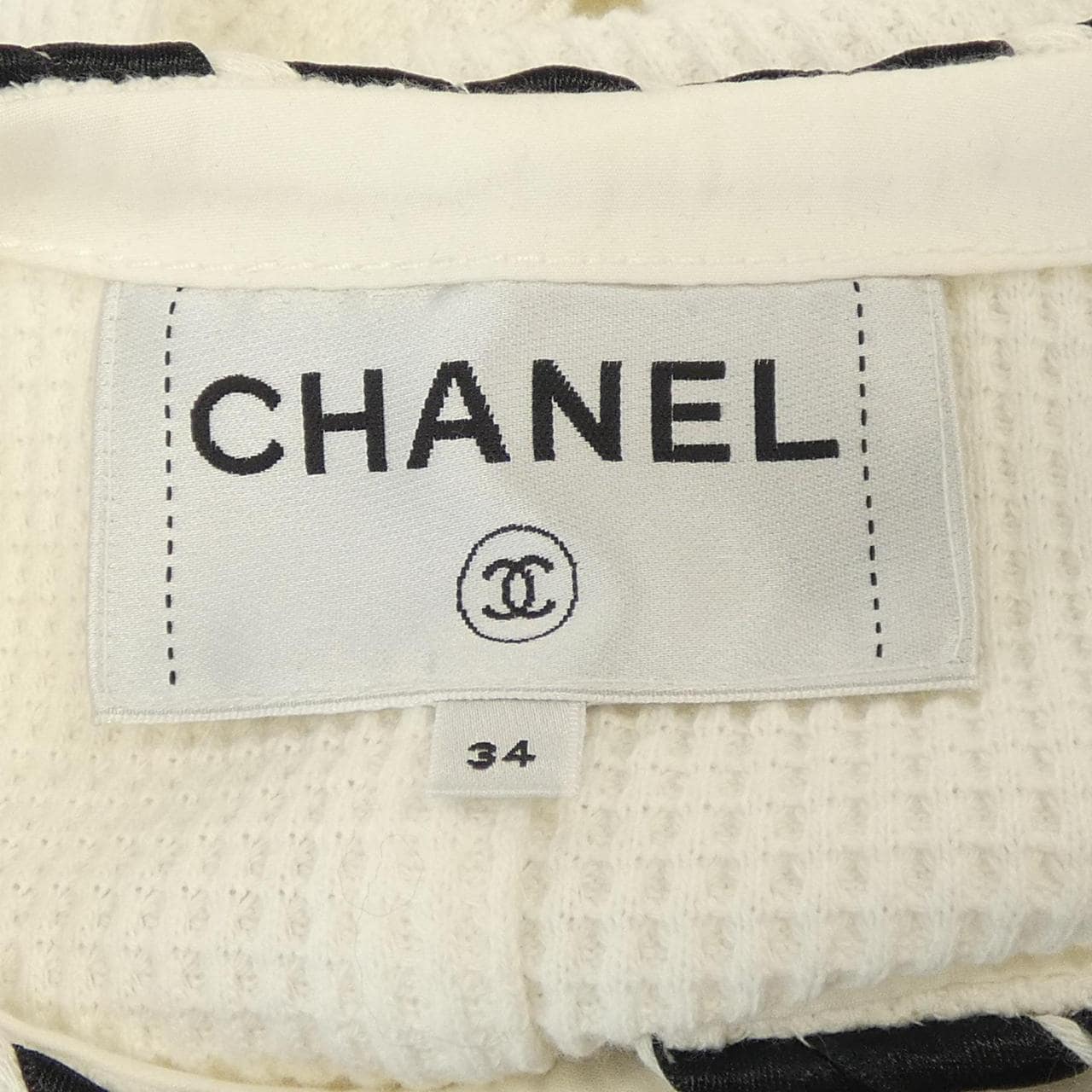 シャネル CHANEL P70028V60820 21C ノーカラージャケット