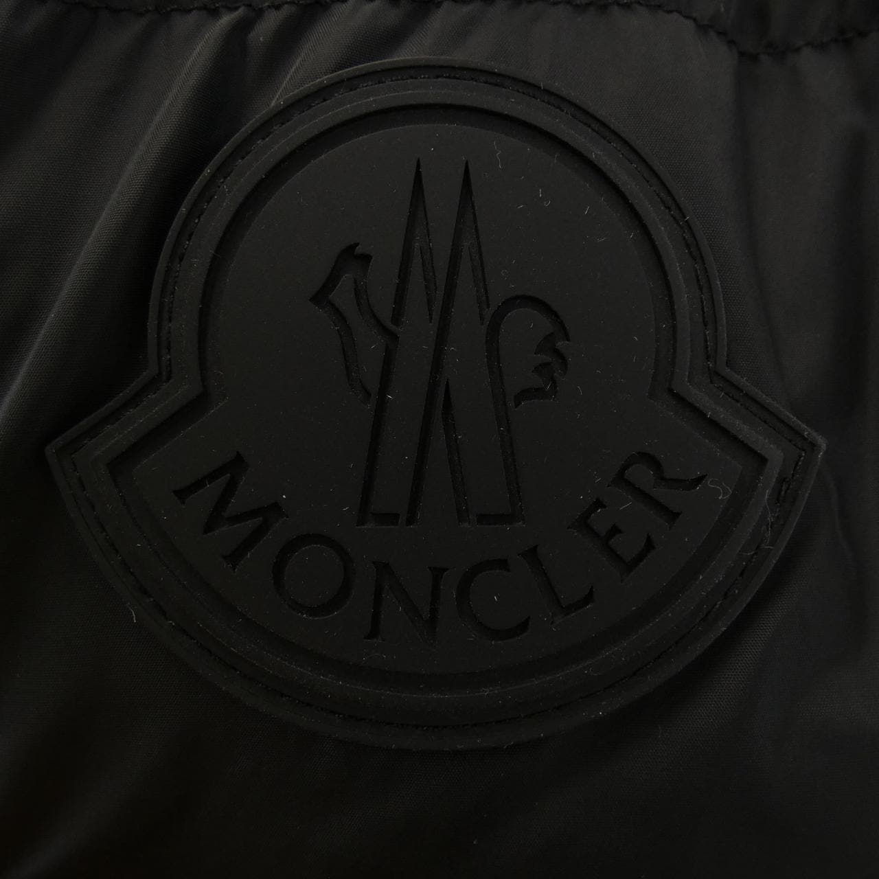 MONCLER蒙克勒羽绒服