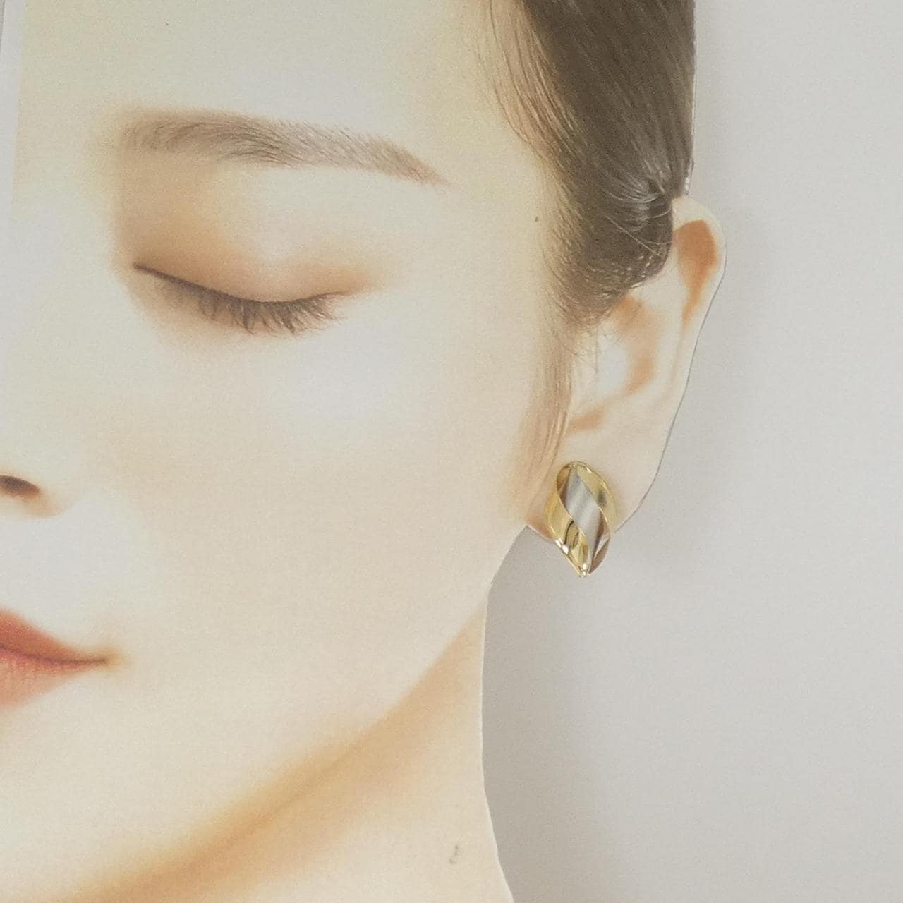 K18YG/PT900 ピアス